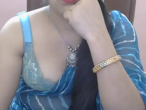 Cute Sheetal online show from May 30, 1:20 pm