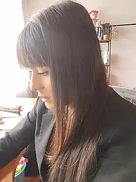 Lyonette reading1 online show from June 1, 3:47 pm
