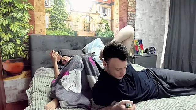  littleangie  online show from June 2, 1:28 am