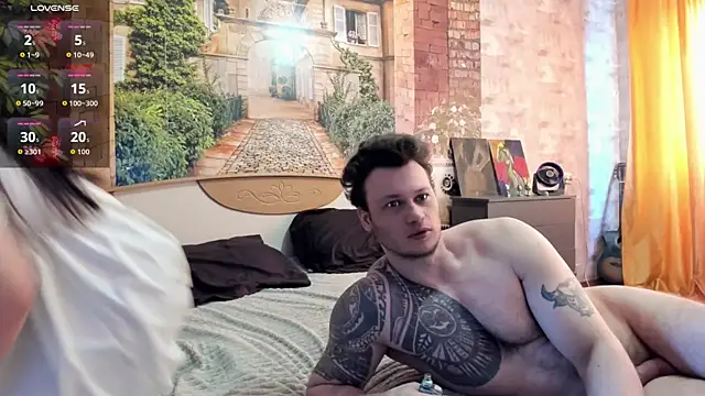  littleangie  online show from April 2, 1:36 am