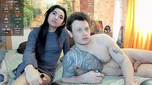  littleangie  online show from March 28, 2:11 am