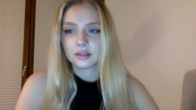 MayaWetDream online show from February 23, 6:07 pm