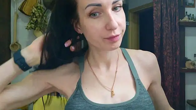 Poorlamb911 online show from April 10, 7:09 pm