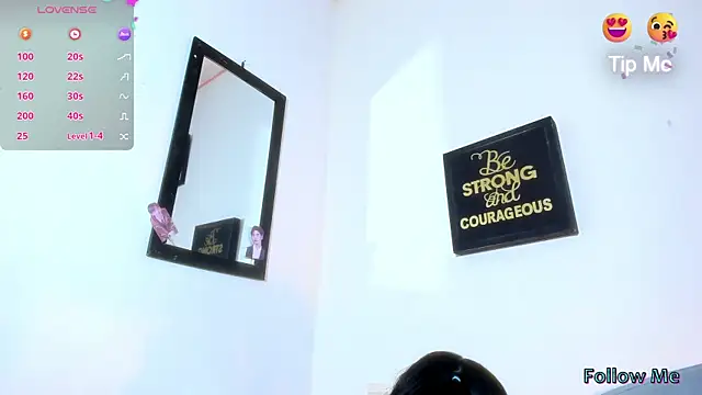 Lily-Scott online show from February 25, 11:36 pm