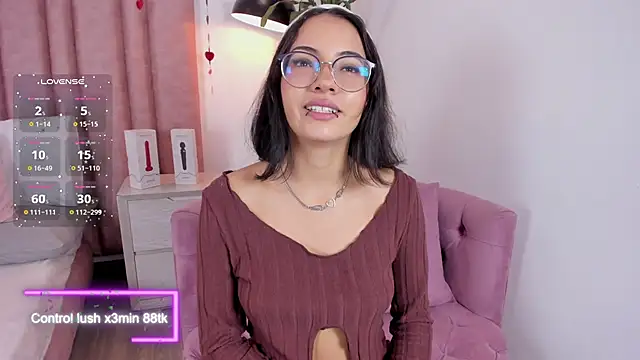 im lily  online show from February 17, 12:59 pm