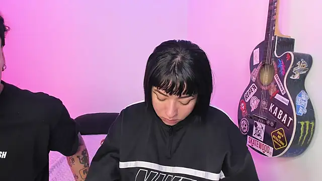 Aria x Orien  online show from February 14, 4:31 pm