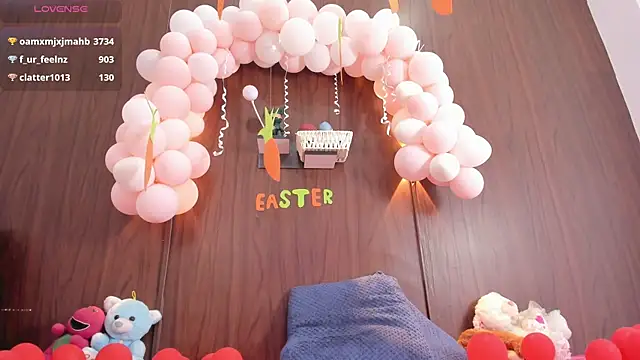 isabella  09 online show from April 4, 7:45 pm