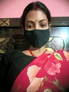 BIG QWEEN NO1 online show from March 16, 10:30 am