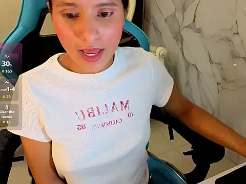 Cataleya23 a online show from June 17, 8:21 pm