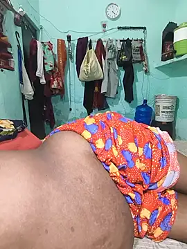 PRIYAGOYAL online show from July 21, 10:49 am