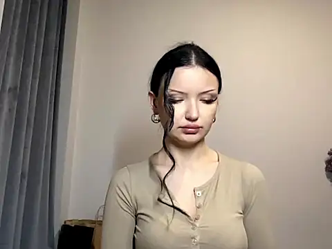 JoanGold online show from March 17, 8:02 pm