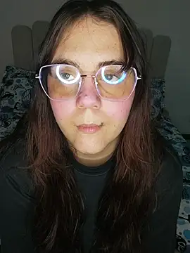 its lauu  online show from April 6, 4:57 am