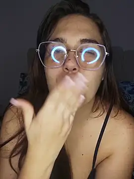 its lauu  online show from April 3, 5:27 am