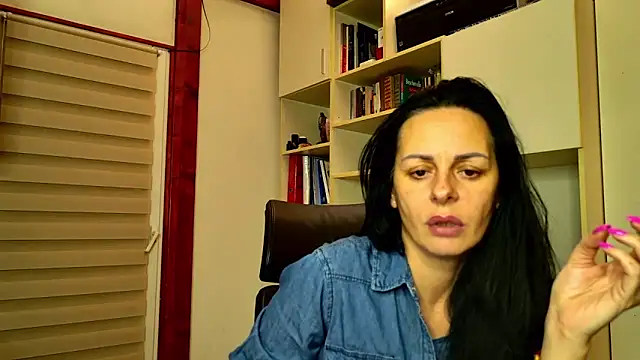 MiriamDelyn online show from March 8, 8:57 pm