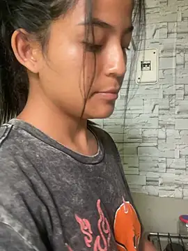 BabyFoxy online show from April 1, 8:06 pm