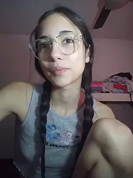 isaaabelaaa online show from April 17, 12:18 pm