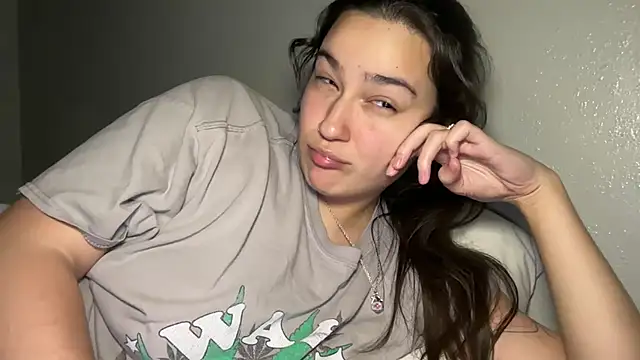 anitayurmoniii online show from August 3, 1:31 am