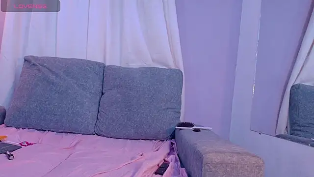 SuzyFox  online show from February 27, 8:19 pm