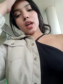 jadelaurent online show from February 27, 9:58 pm