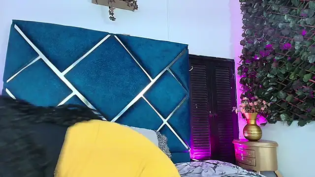 AlexaRousse4u online show from April 18, 2:58 am