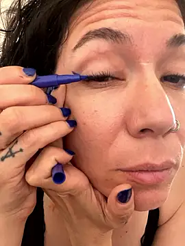 JeanneDuval8888 online show from April 14, 12:11 am