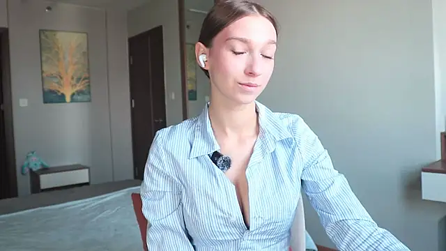 Your Alisaa online show from June 27, 2:56 am