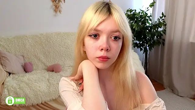 Rochelle kitty online show from June 15, 9:42 am
