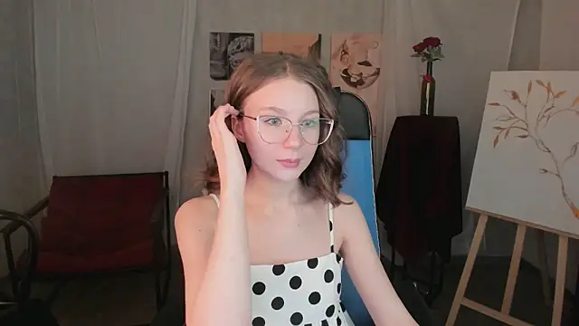 ElliFrankenweenie online show from February 28, 6:18 pm