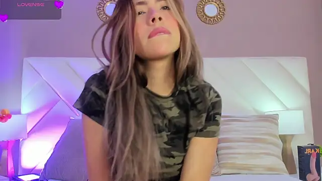 ValeryGomezz online show from May 28, 2:15 pm