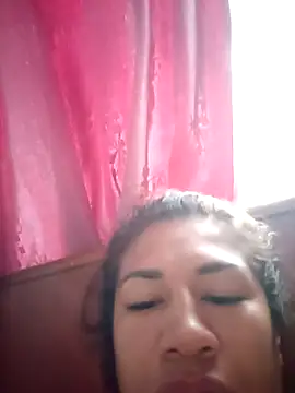eva vidal  online show from June 3, 11:55 am
