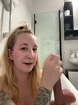 Ninimaus online show from April 12, 7:49 pm