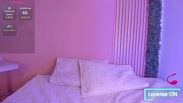 Winnie cutee online show from April 8, 3:19 am