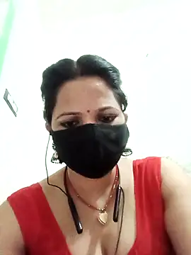 karishma Bhabhi online show from April 28, 10:13 pm