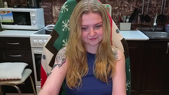 AnitaXVine online show from July 19, 5:59 pm