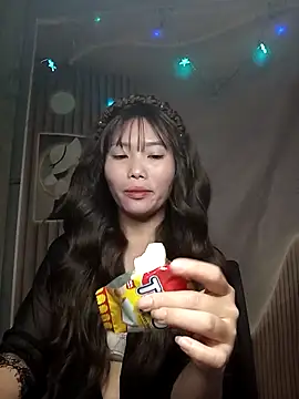 Girl-crazy1 online show from February 21, 8:26 am