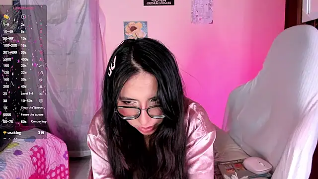 Snapshot of Hanna_Tm chatting on March 2, 5:08 am Hanna Tm online show from March 2, 5:08 am