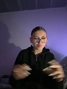 Milli-Kiss online show from March 30, 8:08 pm