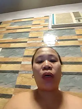 squirtshantal online show from March 11, 10:08 am