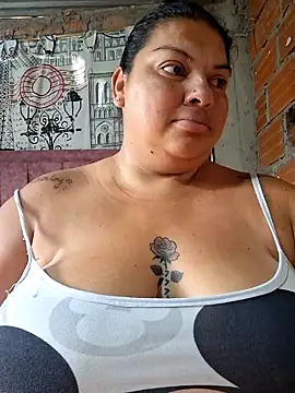 Juli Powl online show from March 3, 12:33 pm