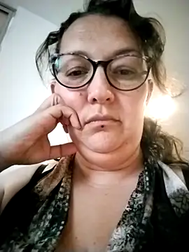  Saraqueen online show from February 28, 4:50 pm