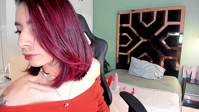 Justmia69 online show from February 28, 2:11 am