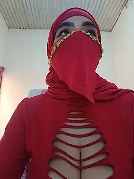 aminaa  online show from June 3, 2:33 pm