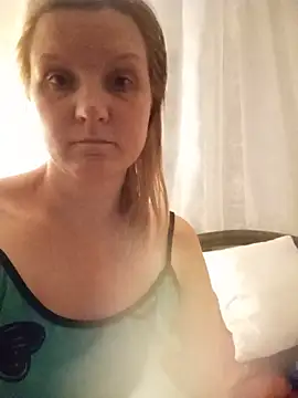 SusanGold9211 online show from July 15, 8:13 pm