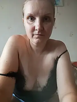 SusanGold9211 online show from July 21, 9:43 am