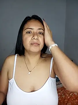 Gissele Rubi online show from February 26, 12:15 pm