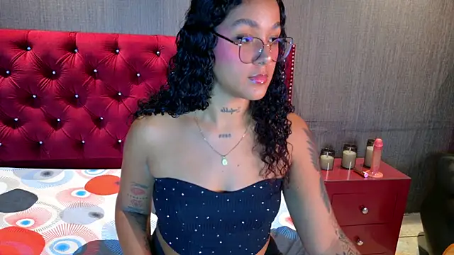 Kinsleybrown online show from March 11, 4:42 pm