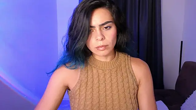 sexxylady11  online show from April 13, 11:05 pm