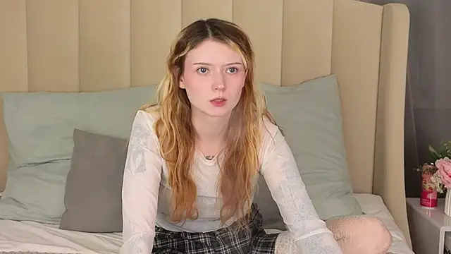 AlyssFrost online show from May 9, 3:30 am