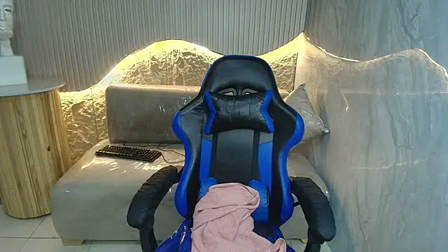 Rubia encantada r online show from March 5, 8:04 pm