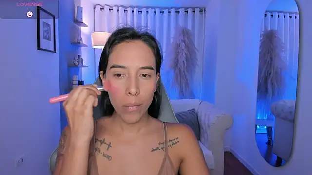 saori katsumi  online show from April 1, 11:00 am